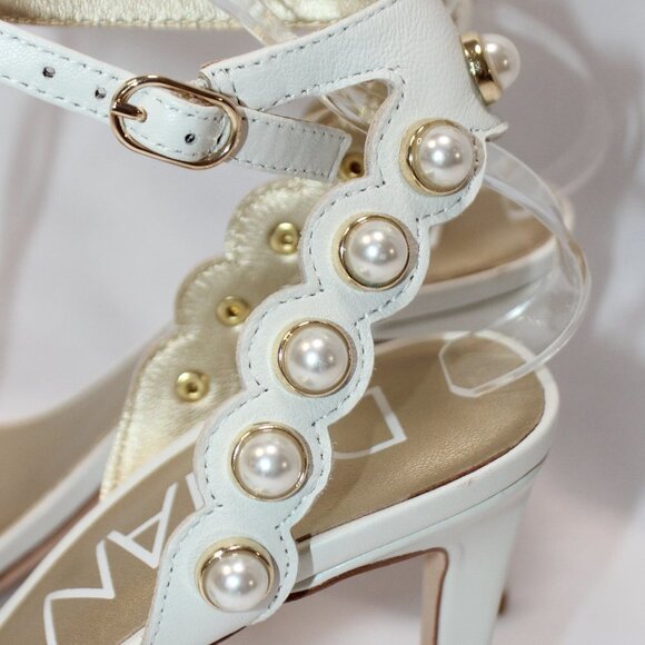NWT Deltan Cloud Dancer Ivory Pearl and Gold Heels. - Picture 5 of 16